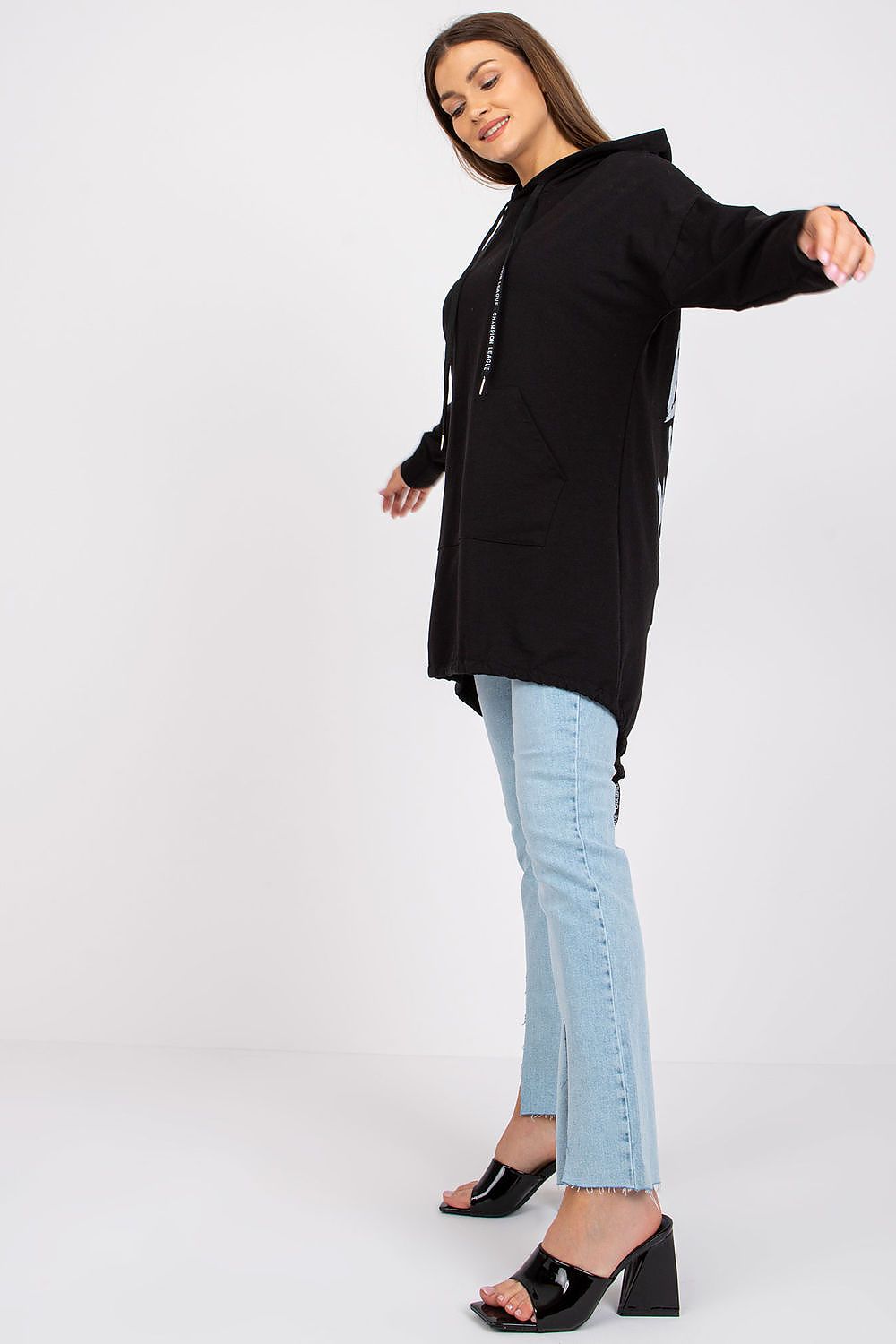 Sweatshirt model 162562